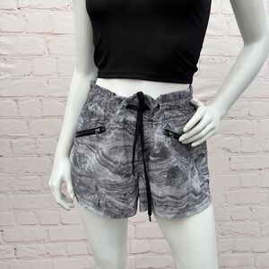 C9 Champion Womens Athletic Shorts Drawstring Two Zipper Pockets & Back Pocket M